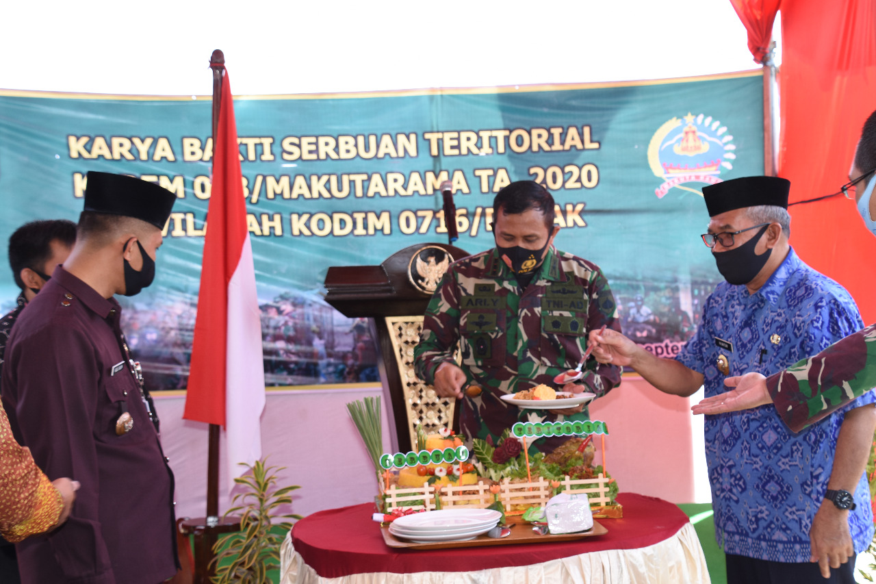 Danrem 073/Makutarama, Secara Resmi Buka Karya Bhakti Serbuan Teritorial Kabupaten Demak
